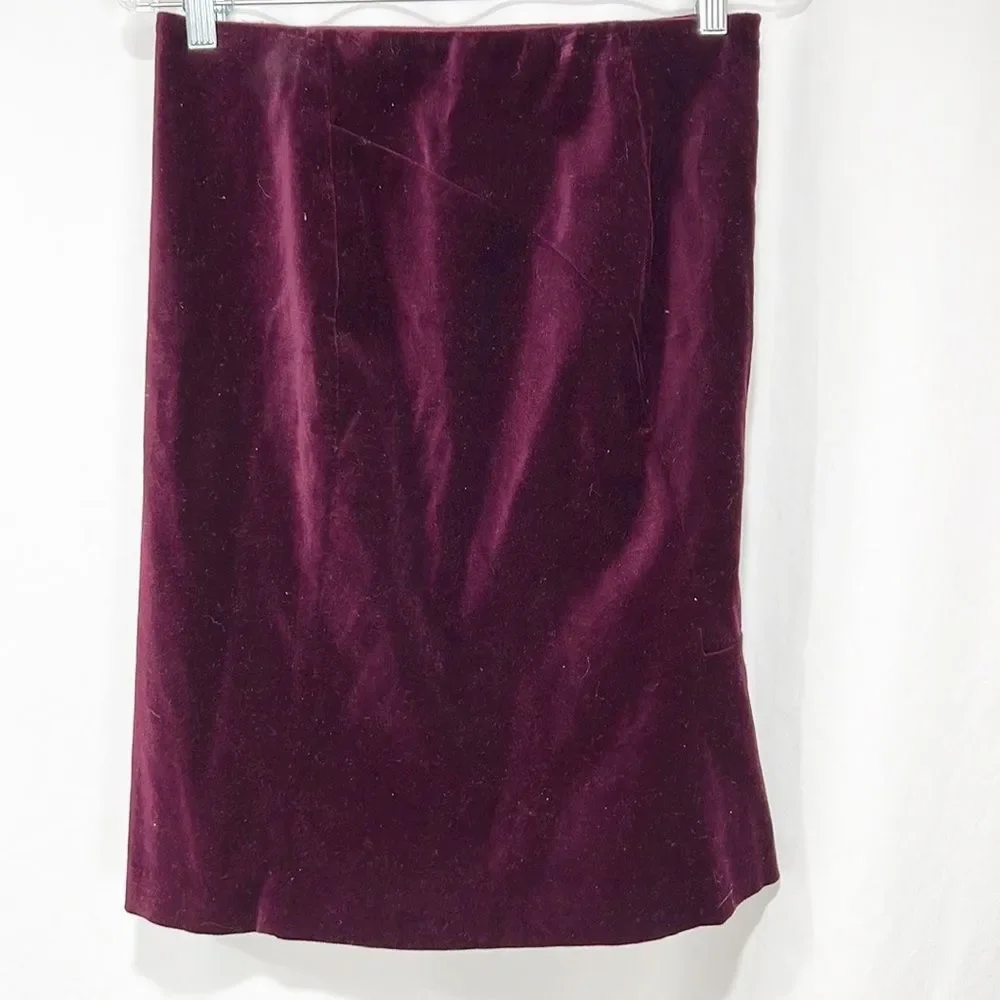 Ann Taylor Seamed Pencil Skirt in Royal Purple Velvet size 2